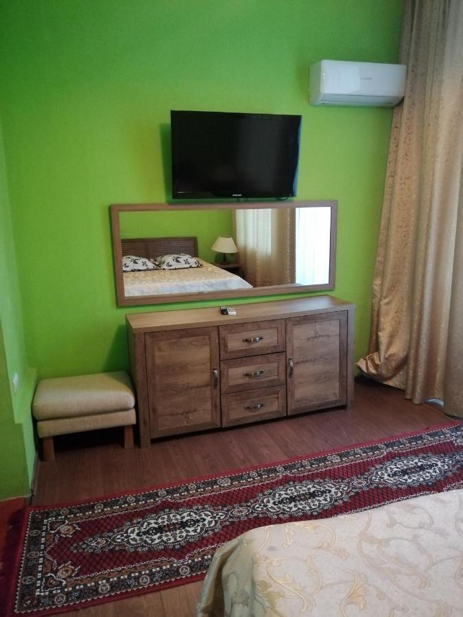Hotel Rares Botoşani Екстериор снимка